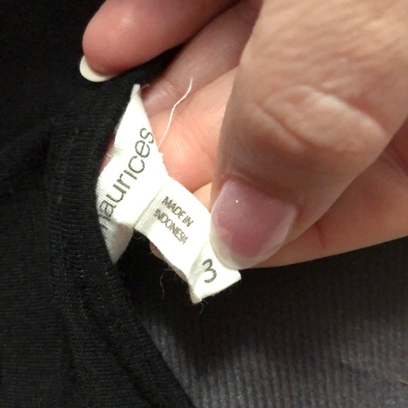 Maurice’s Top - Picture 3 of 3